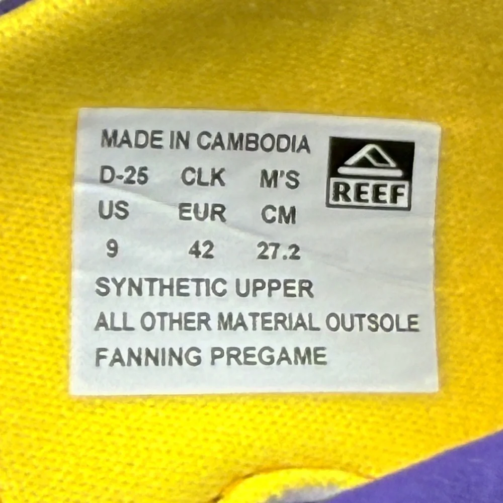 Reef Fanning Pregame / Tailgate Sandals  - NWT Mens 9 Purple / Gold  #48770-FL5*